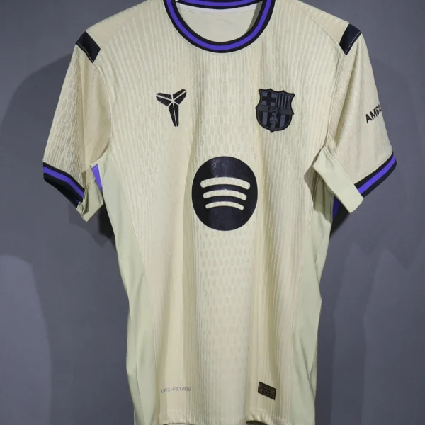 Barcelona 25/26 away kit player