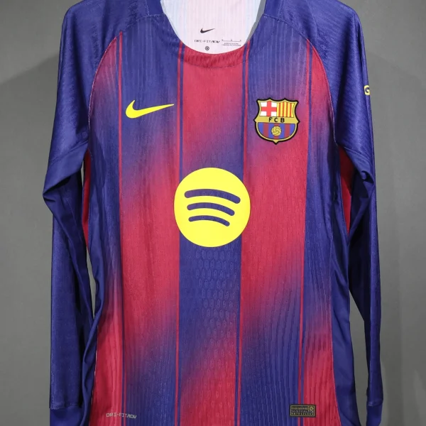Barcelona 25-26 home player full sleeves