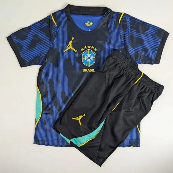 Brazil 26 wc away kids set